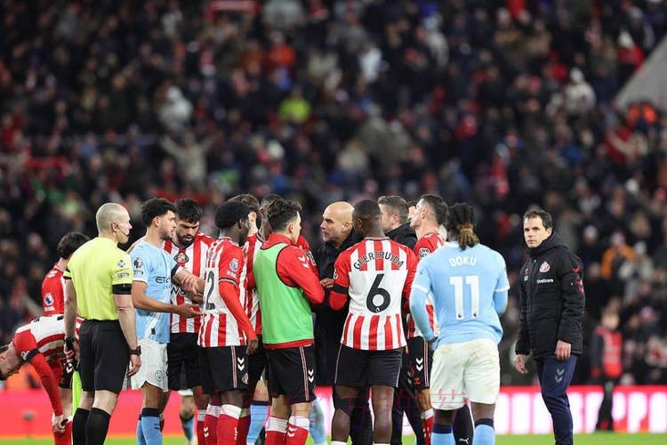 升班马震撼英超!魔鬼主场10战不败+狙击前3,让12亿曼城气到破防 升班马震撼英超!魔鬼主场10战不败+狙击前3,让12亿曼城气到破防